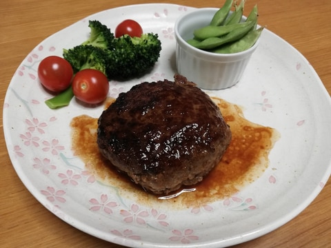 ひき肉だけ!ハンバーグステーキ